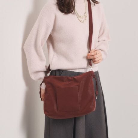 [^ԁFP9374108]yfUCzkobN̑fނgpGKgȃV_[obOBВX^CŃLbƍi΃RpNgł킢炵tHɁAi炸ɂ̂܂܂łVvłȈہB2WAYfUCdlŁAD݂̃X^CɃAW\łBubNEO[WE{h[3FWJŁA₨oɂ҂Iy@\zS̓V}OlbgtŒgیB2̃|Pbgŏނ̐ȒPB|Pbg~2Ɩ̊֌WɂAۂFČꍇ܂B܂Ap\REX}[gtHȂǂ̊ɂA኱iƉ摜̃J[قȂꍇ܂B----------------------------------------Cɓo^߁CɂȂ鏤i̓n[g}[NNbNIEēׂZ[̒ʒmm点ECɓꗗ炢ł`FbNuĥCɓo^IEVi₨ȏm点----------------------------------------d:245g