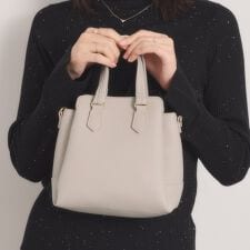 ＜楽もち＞軽量PU三層2WAYトート