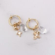 ニュアンスフラワーチャームイヤリング