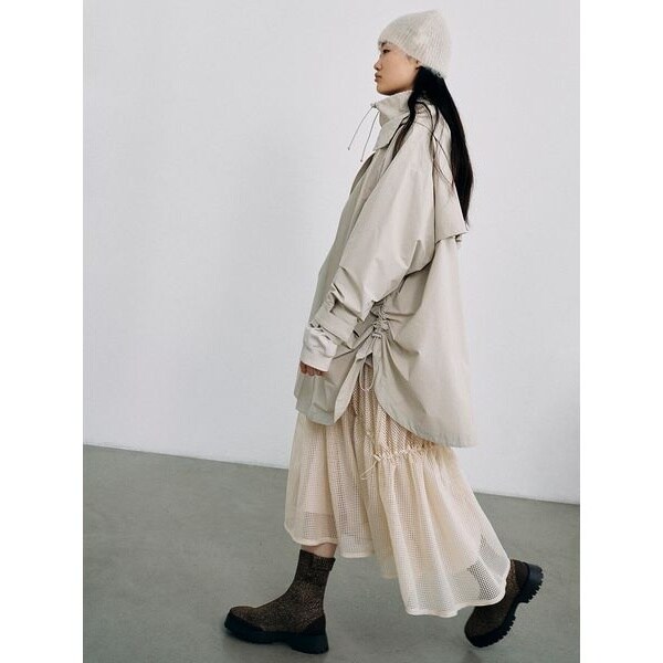 emmi atelier エミ カットコンビフレアーワンピース ベージュ emmi atelier エミ カットコンビフレアーワンピース ベージュ 【公式通販】