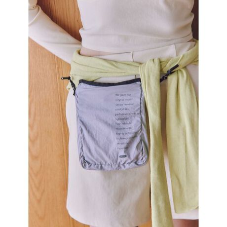 [^ԁF1031512]&ldquo;emmi exclusive model&rdquo;emmi~KEEN sustainable collectionKEENƎ̃TXeiufނgpAUVJbgڐG⊴Ȃǐۂ̃ANeBuȃV[Ɋ􂷂@\𓋍ځB[hȃO[J[ɑu₩ȃu[J[O̓A[oV[ɂ}b`B}`EFCŎgACe3^CAbvLbvƓfނ̃GRobO͏܂肽ŃTRbVƂĂg2WAYdlBHȂ̂ŉ␅GCɂgpł܂BƖ̊֌WɂAۂFČꍇ܂B܂p\REX}[gtHȂǂ̊ɂA኱iƉ摜̃J[قȂꍇ܂B\߂Bi̐F́AiPi摜QƉB<br^>[GRobO]32cmA悱32cmAV_[72cmA}`23cm