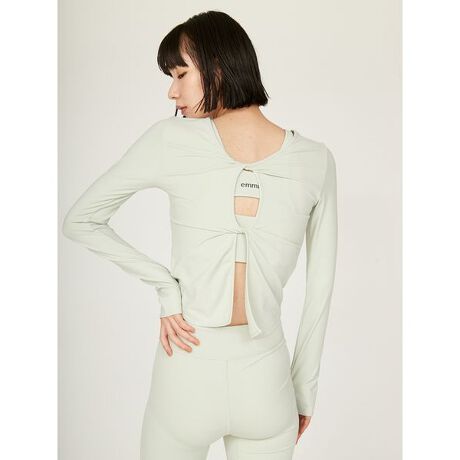 [^ԁF14WCT252201]zڐG⊴UVJbgp:ȂnFpbgtLk:L򊴁FȂň:┖聡DesignobNX^Ĉ˂fUC|Cg̃gbvXBwJobNRVXȃfUCŁAɒugbv`͂obNX^Coł܂BobNX^Ĉ˂fUCtgƂĂpł̂ŋCłQWAYX^Cy߂܂BFabric^Functiongp팸ʂ̍@ŃTCNꂽiCƁAЂ̃TCNXgb`t@Co[ROICA&reg;EFgpAׂĂTCN@ۂ琬鈮ƋJfށA@\Xgb`̃TXeib`gpRNVBCoordinateANeBuɉ߂̃GNTTCYA킹ŃfC[EFAƂĂ􂷂V[XȃACełBƖ̊֌WɂAۂFČꍇ܂B܂p\REX}[gtHȂǂ̊ɂA኱iƉ摜̃J[قȂꍇ܂B\߂Bi̐F́AiPi摜QƉB i摜̓Tv̂߁AFTCY̎dlɕύXꍇ܂̂ŁA\߂B