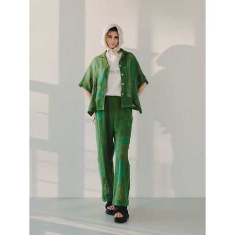 [^ԁF13WFB254006]yLeo LionniiIEIjjz1910NɃI_Ő܂AGAfUCAG{ȂǑʂȕŊ􂵂IEIjButfbNvAu}V[̂߁v2ĩA[ggpS9^CAbvBA[gĂ悤ȔFʂA؂Gv킹AbvPhJȂǁAIEIj̐ESACeɗƂ݂܂B𑸏dAXSLɉ߂悤ɂƂG{̃bZ[W߂VѐSӂRNVBnhEHbVu:L藠nFȂLk:L萶ň:聡DesignCXg[^[Leo Lionni̍iƂ̃R{[VButfbNv̍쒆ɓoꂷ郂`[t؂AAbvPhJƂđŜɂ炢܂B{fB{͔̗̂ǂbVfނŁAI[o[TCYɍĂ邽߁AɃtɒp܂BCoordinatẽpcy13WFP254007zƂ̃ZbgAbvR[fBl[gIXXBL~s[XȂǂ̏ォAHD̂ƂĂg܂B