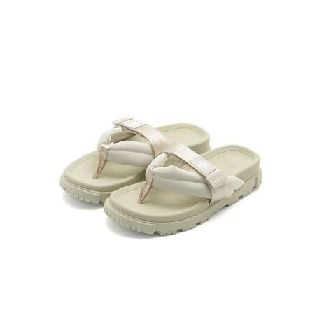 [^ԁFSK-271V2-LBEG]r[`T_ɘa̕@fUCVNȁuCAMP BAY PARA BFvBbɂ򊴂̂xNXgbvz[h߁A葫ł܂B2w\̃\[ŗSnサA胉OWA[Ŋx̍1ɂȂĂ܂BƖ̊֌WɂAۂFČꍇ܂B܂p\REX}[gtHȂǂ̊ɂA኱iƉ摜̃J[قȂꍇ܂B\߂Bi̐F́AiPi摜QƉBz̏󋵂ɂAjĂꍇ܂̂ŗ\߂B