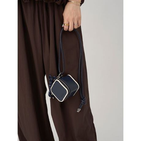 [^ԁF13WGB254327]DesignRƂtHBAG`[By13WGB254307zy13WGA254328zBAGƑfނ킹ĂAiȌ򊴂̂fނgpBzF̃pCsOƃpR[h`[ŃX|[cghĂ܂Bfނ̕RĂA΂ߊ|ɂĝŃR[fBl[g̃ANZgɂȂ܂BpR[h͎O\ŒP̂łgARiKŎg钲Ă܂BfނBAGƂQŎ̂߂̃ghłBƖ̊֌WɂAۂFČꍇ܂B܂p\REX}[gtHȂǂ̊ɂA኱iƉ摜̃J[قȂꍇ܂B\߂Bi̐F́AiPi摜QƉB i摜̓Tv̂߁AFTCY̎dlɕύXꍇ܂̂ŁA\߂B