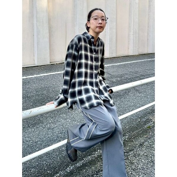 チェックオーバーシャツ | エミ(emmi) | マルイウェブチャネル