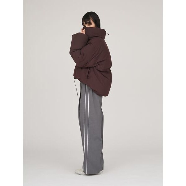 クロップドフォルムダウンコート | エミ(emmi) | マルイウェブチャネル