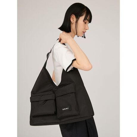 [^ԁF13WGB254309]DesignpɗDꂽg[gobOBRpNgȌڂȂAEOɂƃ|PbgA[͂̍g[gobOłB\ʂɂ̓AVg[̗̃|PbgLb`[ȃfUCBAWX^[t̃V_[RŃV[ɍ킹Ďς邱Ƃł܂BƖ̊֌WɂAۂFČꍇ܂B܂p\REX}[gtHȂǂ̊ɂA኱iƉ摜̃J[قȂꍇ܂B\߂Bi̐F́AiPi摜QƉB i摜̓Tv̂߁AFTCY̎dlɕύXꍇ܂̂ŁA\߂B