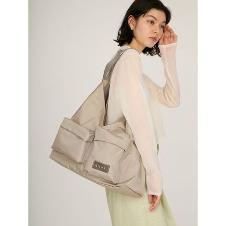 [^ԁF13WGB254309]DesignpɗDꂽg[gobOBRpNgȌڂȂAEOɂƃ|PbgA[͂̍g[gobOłB\ʂɂ̓AVg[̗̃|PbgLb`[ȃfUCBAWX^[t̃V_[RŃV[ɍ킹Ďς邱Ƃł܂BƖ̊֌WɂAۂFČꍇ܂B܂p\REX}[gtHȂǂ̊ɂA኱iƉ摜̃J[قȂꍇ܂B\߂Bi̐F́AiPi摜QƉB i摜̓Tv̂߁AFTCY̎dlɕύXꍇ܂̂ŁA\߂B