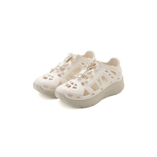 [}C]yTHE NORTH FACEzRE-Activ Sneaker/G~iemmij WHT