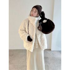 エミ(emmi)のボリュームボアコート