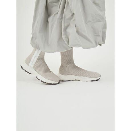 [^ԁF13WGS255501]yemmȋqbgACeecojbgu[cV[YzDesignڈȏɁAy₩Bemmi̐injbgu[cBXj[J[\[ŒpƂ̉KƁAu[c炵Ȃ܂𗼗ꑫoBAbp[ɂ́Aemmi̒ecojbgu[cƓTXeiu̗pBu҂݂Ŏdグ邱ƂŁAƔVGbgƏ_炩ȃtBbg܂BOeɂ́AfUC˔t@Xi[zuAemmiS肰ȂIByʎdlőy₩ɁAfC[ɂɂ҂̈ꑫłBƖ̊֌WɂAۂFČꍇ܂B܂p\REX}[gtHȂǂ̊ɂA኱iƉ摜̃J[قȂꍇ܂B\߂Bi̐F́AiPi摜QƉB i摜̓Tv̂߁AFTCY̎dlɕύXꍇ܂̂ŁA\߂Bz̏󋵂ɂAjĂꍇ܂̂ŗ\߂B