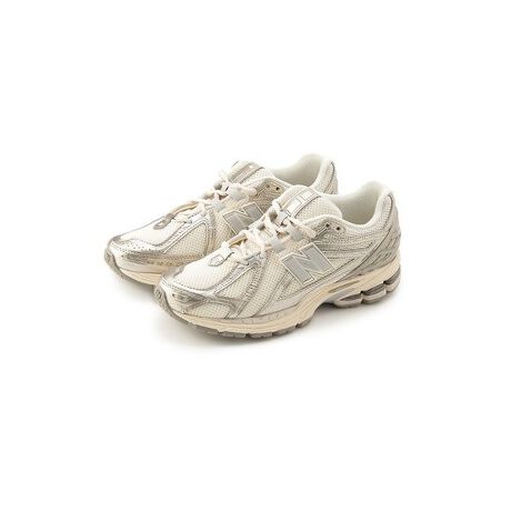 [^ԁFU1906RCN]bVAbp[ɃU[d˂ė̊̂tHoBՌz͂ƔɗDꂽ\[AKȕs֓܂By₩Ȉۂ̃zCgJ[x[XɂAu₩AN[ȕ͋CӂXj[J[BƖ̊֌WɂAۂFČꍇ܂B܂p\REX}[gtHȂǂ̊ɂA኱iƉ摜̃J[قȂꍇ܂B\߂Bi̐F́AiPi摜QƉBz̏󋵂ɂAjĂꍇ܂̂ŗ\߂B