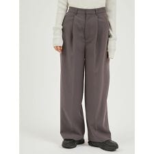 タックワイドパンツ