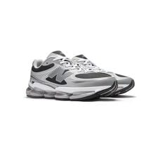 【New Balance】2000