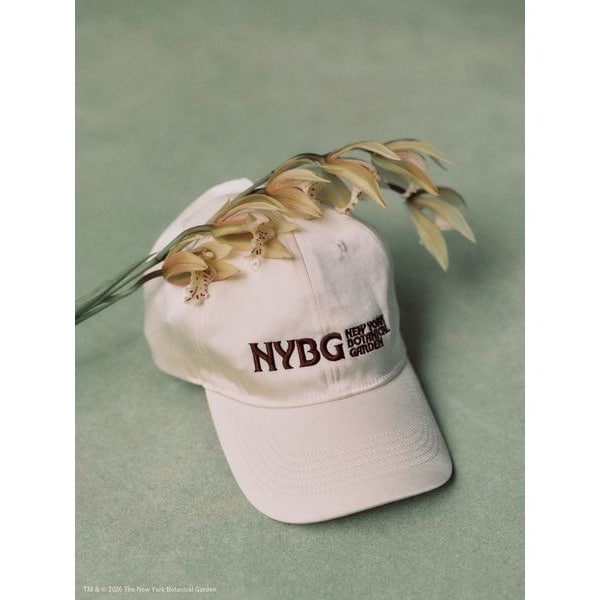 emmi商品 emmi×NYBG】サテンロゴキャップ | エミ(emmi) | マルイウェブチャネル