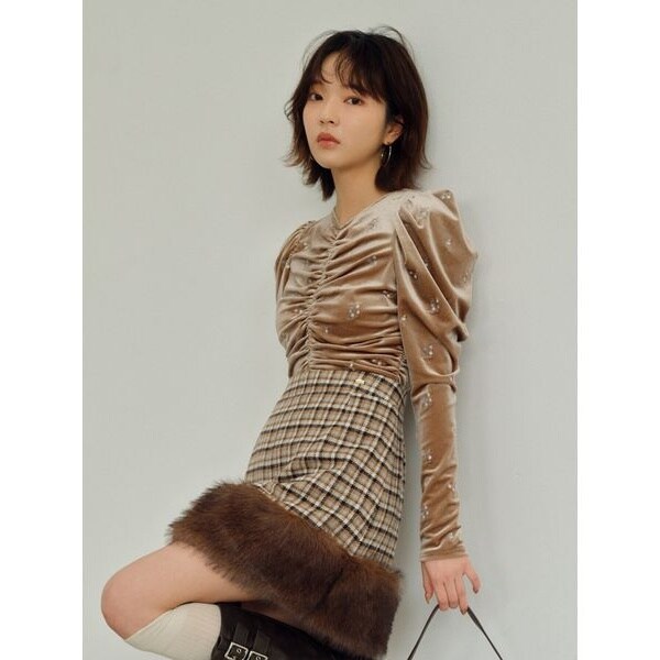 Lily Brown フリル袖切り替えドレス ¥23,100 -M- 新品 (リリー Lily Brown フリル袖切り替えドレス ¥23,100 -M- 新品 (リリー