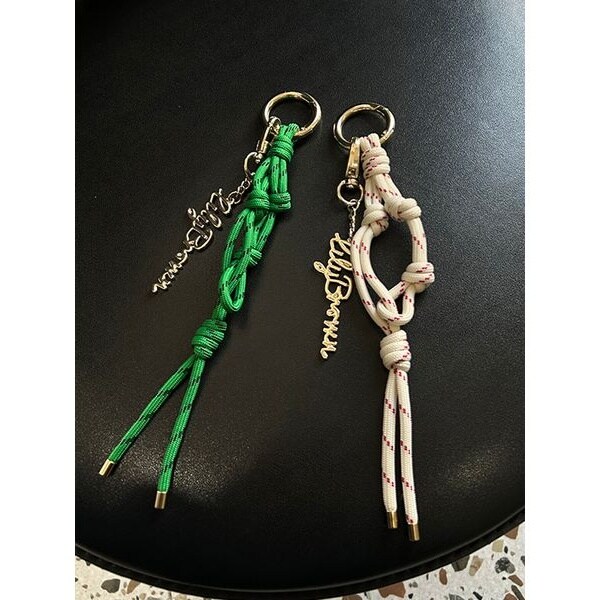 キーホルダー・キーリング [RAIVE] Lily Long Charm バッグチャーム 花 マーガレット アクリルキーホルダー かわいい