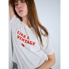 “LIKE A VINTAGE”Tシャツ