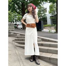 リリーブラウン(LILY BROWN)のデコルテカットワンピース