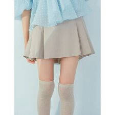 リリーブラウン(LILY BROWN)のサイドベルトプリーツスカショーパン