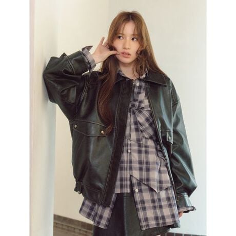 [^ԁFLWFJ254066]<b>yBe[W[hOALILY BROWN̋Z郌U[u]z<^b> <b>yDesign^Stylingz<^b>Be[W璅z𓾂U[u]́AuLILY BROWNvȂł͂̂肪l܂ꒅB悭I[o[TCYŊۂ݂ттVGbgAn[hȃU[ACe炩炵؁B傫߂̃tbv|PbgfBe[ɏhVѐSAX^COɃANZgYĂ܂B邾ōAG̎AE^[łB<b>yFabricz<^b>AU[̂悤ȏdČABe[WHɂĂȂꂽoB̂fފAЂƖႤ݊܂B;Ȃn;Lk;Ȃ;Ȃň;聦Ɩ̊֌WɂAۂFČꍇ܂B܂p\REX}[gtHȂǂ̊ɂA኱iƉ摜̃J[قȂꍇ܂B\߂Bi̐F́AiPi摜QƉB i摜̓Tv̂߁AFTCY̎dlɕύXꍇ܂̂ŁA\߂B