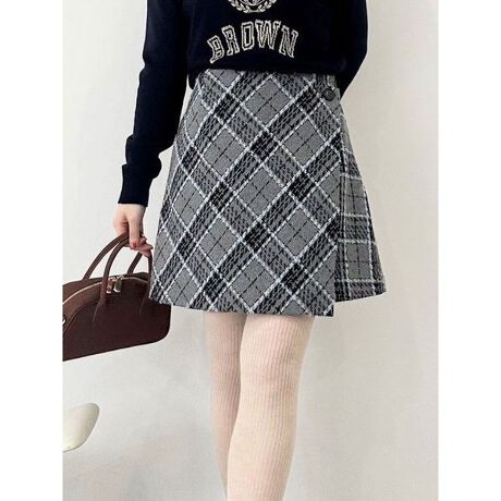 [^ԁFLWFP254093]<b>yOňقȂ\y߂`FbNXJV[pz<^b> <b>yDesign^Stylingz<^b>NlC𔎂uLILY BROWNṽ`FbNXJV[pAN̓bvfUCăAbvf[gBtg͊XJ[ĝ悤ȃjAXoAobNX^Cɂ̓^bNāAOňقȂۂɎdグ܂BRpNgȏ䊴ȂApcdl̗ntŃANeBuɉ߂SBR[fBl[g̎ɂȂA[hY~j{głB<b>yFabricz<^b>̊̂`FbN3FɉA~bNXD荞񂾐璹܂ޑS4FWJłB;Ȃn;Lk;Ȃ;Ȃň;ʁƖ̊֌WɂAۂFČꍇ܂B܂p\REX}[gtHȂǂ̊ɂA኱iƉ摜̃J[قȂꍇ܂B\߂Bi̐F́AiPi摜QƉB i摜̓Tv̂߁AFTCY̎dlɕύXꍇ܂̂ŁA\߂B