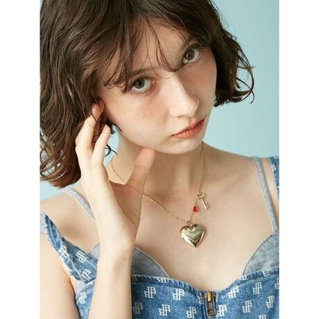 [^ԁFLWGA254349]<b>yvo߂郍}eBbNȃPbglbNXz<^b> <b>yDesign^Stylingz<^b>ՂƂn[g^̃PbgɎʐ^ʊՂ̃fUCBCjV񂾃I[vn[gɁA`[tƃKXXg[؂₩Y܂BJ[ƂɈقȂCjV߂ĂA؂Ȑlւ̃Mtgɂ߂łBƖ̊֌WɂAۂFČꍇ܂B܂p\REX}[gtHȂǂ̊ɂA኱iƉ摜̃J[قȂꍇ܂B\߂Bi̐F́AiPi摜QƉB i摜̓Tv̂߁AFTCY̎dlɕύXꍇ܂̂ŁA\߂B