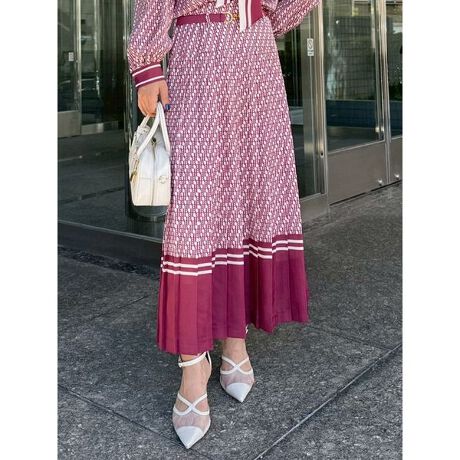 [^ԁFLWFS254080]<b>yNlC̒ԃNVJv[cXJ[gGoz<^b> <b>yDesign^Stylingz<^b>uLILY BROWNvŖNlCւNVJȃv[cXJ[gAGAbvf[gēoBBe[WY􉽕ƁAuhIWĩmO2p^[WJłBvZꂽzFCɂ̓JbWeCXghAx̍X^CɁBzFxgɂ̓rbg̃fUCAR[fBl[g̃ANZgƂčvX܂BV[Ỹ{E^CuEXiiLWFB254079jƍ킹΁As[X̂悤ȓꊴ钅ȂɁBZbgAbvł̃X^CO߂łB<b>yFabricz<^b>قǂ悢nƂȂ₩˔fނgpAv[cCL[vBOV[YłKȒSnłB;Ȃn;Lk;Ȃ;Ȃň;ʁƖ̊֌WɂAۂFČꍇ܂B܂p\REX}[gtHȂǂ̊ɂA኱iƉ摜̃J[قȂꍇ܂B\߂Bi̐F́AiPi摜QƉB i摜̓Tv̂߁AFTCY̎dlɕύXꍇ܂̂ŁA\߂B