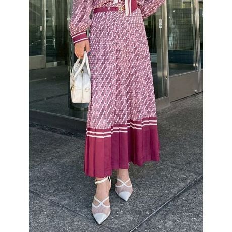 [^ԁFLWFS254080]<b>yNlC̒ԃNVJv[cXJ[gGoz<^b> <b>yDesign^Stylingz<^b>uLILY BROWNvŖNlCւNVJȃv[cXJ[gAGAbvf[gēoBBe[WY􉽕ƁAuhIWĩmO2p^[WJłBvZꂽzFCɂ̓JbWeCXghAx̍X^CɁBzFxgɂ̓rbg̃fUCAR[fBl[g̃ANZgƂčvX܂BV[Ỹ{E^CuEXiiLWFB254079jƍ킹΁As[X̂悤ȓꊴ钅ȂɁBZbgAbvł̃X^CO߂łB<b>yFabricz<^b>قǂ悢nƂȂ₩˔fނgpAv[cCL[vBOV[YłKȒSnłB;Ȃn;Lk;Ȃ;Ȃň;ʁƖ̊֌WɂAۂFČꍇ܂B܂p\REX}[gtHȂǂ̊ɂA኱iƉ摜̃J[قȂꍇ܂B\߂Bi̐F́AiPi摜QƉB i摜̓Tv̂߁AFTCY̎dlɕύXꍇ܂̂ŁA\߂B