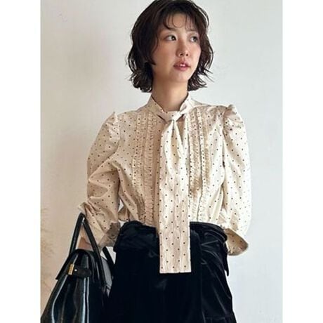 [^ԁFLWFB255040]<b>ytƃ[XʂNVJ{E^CuEXz<^b><b>yDesign^Stylingz<^b>tgɂȃtƁA肰Ȃ[X^Ȉۂ^{E^CuEXBRɂ̓MU[邱ƂŁA܂ؚɌʂvXB{E^C͌ѕŕ\ςAIɂItɂ􂷂iȈꖇłBVvȂfBe[ɂANVJȒȂACełB<b>yFabricz<^b>قǂ悢n̂fނgpAtHL[vBy₩ȒSnƕî\ʊŁAʋ΂炨o܂ŕL􂵂܂B;Ȃn;ȂLk;Ȃ;Ȃň;ʁƖ̊֌WɂAۂFČꍇ܂B܂p\REX}[gtHȂǂ̊ɂA኱iƉ摜̃J[قȂꍇ܂B\߂Bi̐F́AiPi摜QƉBi摜̓Tv̂߁AFTCY̎dlɕύXꍇ܂̂ŁA\߂B