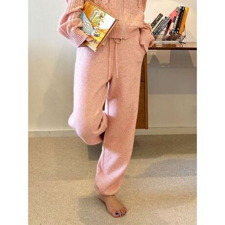 [^ԁFLWNP255140]<b><font color=#ff5b5b>WHTHearts2HeartspJ[łB<^b><^font><b>yƏi𗼗jbgbNXpcz<^b><b>yDesign^Stylingz<^b>XEFbgołƒȂAbNX[hYjbgpcBJWAAiȕ͋C˔ĂAl̗]T{łBgpjbgt[fB[Ƃ̃ZbgAbvR[f߂ŁAꊴ̂X^COȒPɊ܂Bɂؚ͉ȃ~[ŔoAOu[cCă[hɒȂƁA킹ŕL\y߂܂BLWNT255139@҃jbgp[J[ƃZbgAbv߂łB<b>yFabricz<^b>قǂ悢݂ƐLk̂jbgfނgpAȂ݂ǂKȒSnB_炩̂ҒnŁAтɗhVGbg͂łBjbgȂł݂͂̂ƁAƂۂ𗼗ACełB;Ȃn;ȂLk;Ȃ;Ȃň;ʁƖ̊֌WɂAۂFČꍇ܂B܂p\REX}[gtHȂǂ̊ɂA኱iƉ摜̃J[قȂꍇ܂B\߂Bi̐F́AiPi摜QƉBi摜̓Tv̂߁AFTCY̎dlɕύXꍇ܂̂ŁA\߂B