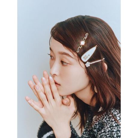 [^ԁFLWGG255335]<b>yMARY QUANT~LILY BROWN@3_Zbgŉ؂₮wANbvz<^b><b>yDesign^Stylingz<^b>GĩJ[NbvArW[NbvA`F[{Nbv3_ZbgBP̂ŎgĂ݊̂fUCłAZbgŃR[fBl[g΁ALb`[ōN炵wAX^CɎdオ܂BIWȋ䎆tŁAMtgƂĂ҂BwAAW؂₩ɍʂA킩ʂȃV[܂ŕL􂷂ACełB<b>yMARYQUANT~LILY BROWNz<^b>h̃Xg[gJ`[\MARY QUANTƂ̃R{[VBƂ߂ӂ邱̋G߂ɁA60s XsbgƃmX^W[ȃ[h̋Cŏ؂ʂȃXm[zf[RNV͂܂BƖ̊֌WɂAۂFČꍇ܂B܂p\REX}[gtHȂǂ̊ɂA኱iƉ摜̃J[قȂꍇ܂B\߂Bi̐F́AiPi摜QƉBi摜̓Tv̂߁AFTCY̎dlɕύXꍇ܂̂ŁA\߂B