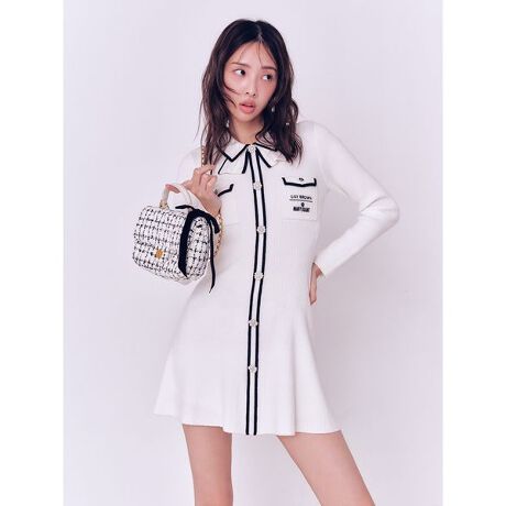 [^ԁFLWNO255026]<b>yMARY QUANT~LILY BROWN@rW[{^f~jjbgs[Xz<^b><b>yDesign^Stylingz<^b>tgɃrW[{^A؂₩Ȉۂ̃~jjbgs[XBtg|Pbgɂ̓ACRjbNȃfCW[{^zAuhS̎hJ邱Ƃœʊo܂B{`[t̋܂炵AɌĂقǂ悭LVGbg~jłȂiȘȂ܂ɁB1ő݊fUCłB<b>yFabricz<^b>ƂG̗ǂgpASn̗ǂƔVGbg𗼗BLk̂Ғn̂ɗDtBbgA炵VGbgۗ܂B<b>yMARYQUANT~LILY BROWNz<^b>h̃Xg[gJ`[\MARY QUANTƂ̃R{[VBƂ߂ӂ邱̋G߂ɁA60s XsbgƃmX^W[ȃ[h̋Cŏ؂ʂȃXm[zf[RNV͂܂BƖ̊֌WɂAۂFČꍇ܂B܂p\REX}[gtHȂǂ̊ɂA኱iƉ摜̃J[قȂꍇ܂B\߂Bi̐F́AiPi摜QƉBi摜̓Tv̂߁AFTCY̎dlɕύXꍇ܂̂ŁA\߂B