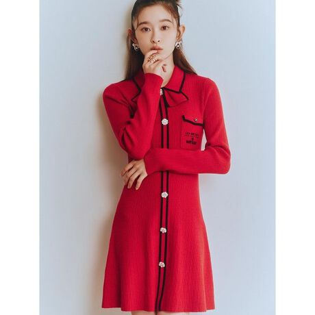 [^ԁFLWNO255026]<b>yMARY QUANT~LILY BROWN@rW[{^f~jjbgs[Xz<^b><b>yDesign^Stylingz<^b>tgɃrW[{^A؂₩Ȉۂ̃~jjbgs[XBtg|Pbgɂ̓ACRjbNȃfCW[{^zAuhS̎hJ邱Ƃœʊo܂B{`[t̋܂炵AɌĂقǂ悭LVGbg~jłȂiȘȂ܂ɁB1ő݊fUCłB<b>yFabricz<^b>ƂG̗ǂgpASn̗ǂƔVGbg𗼗BLk̂Ғn̂ɗDtBbgA炵VGbgۗ܂B<b>yMARYQUANT~LILY BROWNz<^b>h̃Xg[gJ`[\MARY QUANTƂ̃R{[VBƂ߂ӂ邱̋G߂ɁA60s XsbgƃmX^W[ȃ[h̋Cŏ؂ʂȃXm[zf[RNV͂܂BƖ̊֌WɂAۂFČꍇ܂B܂p\REX}[gtHȂǂ̊ɂA኱iƉ摜̃J[قȂꍇ܂B\߂Bi̐F́AiPi摜QƉBi摜̓Tv̂߁AFTCY̎dlɕύXꍇ܂̂ŁA\߂B