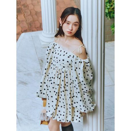 [^ԁFLWFO261012]<b>y{f郂[htF~j~jhXz<^b><b>yDesign^Stylingz<^b>[hȕ͋CƃtF~jȃfBe[▭Ƀ~bNX~jhXBBe[WH{cCfނAiȌ򊴂ƃn܂ƂA݊܂BEGXgɂ͑傫߂̃{zA炵vXB𗎂ƂăItV_[ƂĒȂ΁AɃ[hۗ܂Bʂȓp[eBV[͂ACi[d˂΃fC[ɂΉłALX^COy߂ꒅłB<b>yFabricz<^b>n͓{̏㎿ȃcCfނgpBhbg̓}bgTeɂ܂Ȍ`̃hbgvgꂽfނgpBBe[WHɂĐ܂Ɠ̌ƃnAhXŜ߁ANXȈۂɎdグ܂BƖ̊֌WɂAۂFČꍇ܂B܂p\REX}[gtHȂǂ̊ɂA኱iƉ摜̃J[قȂꍇ܂B\߂Bi̐F́AiPi摜QƉBi摜̓Tv̂߁AFTCY̎dlɕύXꍇ܂̂ŁA\߂B