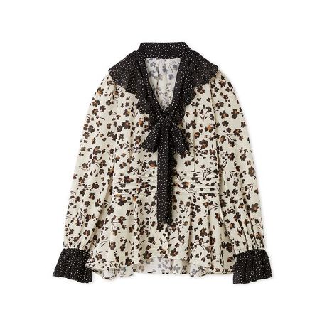 [^ԁFLWFB261004]<b>ybt؂₮t[vguEXz<^b><b>yDesign^Stylingz<^b>ۓIȃt[`[tAiȓƕ\ʊkVtHɃvguEXBL߂ɊJlbNCɃbt炢A܂؂₩ɉo܂BEGXgƃ}[NłVGbg݌vŁAnX^CAbvʂQB݂Ƒɂ͔zF̃hbg{ANVJȃ[hɗVѐSvXB@ׂȕsŊɂȂ肷Aɂ₷ꖇłBԕƉԃqE2ނpӂĂ܂B<b>yFabricz<^b>y₩ŏ_炩ȗkVtHgpBƕ\ʊ@ׂȃvgāAiȈۂo܂BƖ̊֌WɂAۂFČꍇ܂B܂p\REX}[gtHȂǂ̊ɂA኱iƉ摜̃J[قȂꍇ܂B\߂Bi̐F́AiPi摜QƉBi摜̓Tv̂߁AFTCY̎dlɕύXꍇ܂̂ŁA\߂B<br^>yCi[L~z:33.2cm oXg:79cm