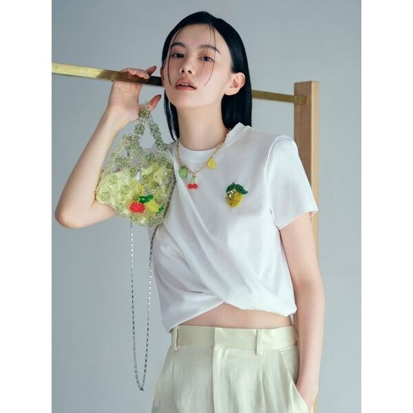 VALENTINOのTシャツ♪ ★ エンブロイダリーTシャツ★ Valentino Garavani ロゴ エンブロイダリー クルーネック T