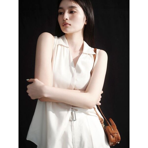 ウォッシャブルクールサテンノースリブラウス／ウォッシャブル・接触冷