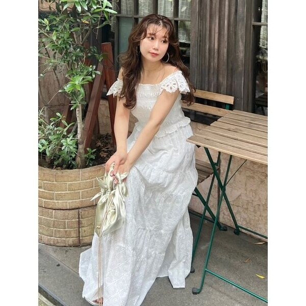 FRAY I.D MASH STORE限定サテンタックフラワープリントワンピース FRAY