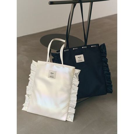 [^ԁFFWGB254414]<b>yyLeSportsac~ FRAY I.Dz؂₩Ƌ@\𗼗tg[gobOz<^b><b>yDesign^Stylingz<^b>FRAY I.DLeSportsac̃XyVȃRNVBg₷g[gobÓATChɑ_ɂ̓IȃtؚȃXgbvFRAY I.D炵GKXȃ[hoBLeSportsacŐlCȃOf[V炵p[J[̑fނł肷邱ƂŁA؂₩Ƌ@\̗܂BXȏc^VGbǵAm[gPCA4TCY[łĉוSBIEIt킸􂷂VvȃfUCłB\ʂɌLeSportsac FRAY I.D̃S񂾃IWi̐Dl[|CgBIVŔA_炩򊴂̂Pearl Shineŏ炵܂BBLKiFWGB254415ĵ܂BƖ̊֌WɂAۂFČꍇ܂B܂p\REX}[gtHȂǂ̊ɂA኱iƉ摜̃J[قȂꍇ܂B\߂Bi̐F́AiPi摜QƉBi摜̓Tv̂߁AFTCY̎dlɕύXꍇ܂̂ŁA\߂B