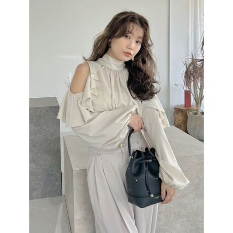 [^ԁFFWFB255094]<b><font color=#ff5b5b>PNKECJ[ƂȂ܂B<^font><^b><b>yV_[t؂₮uEX͑O2WAYŒ͂z<^b><b>yDesign^Stylingz<^b>痬悤ɂtƏiȔ؂₩ɉf̃uEXB[hȃnClbNƃtF~jȃ{E^C̈قȂ\y߂AO2WAY͓IłB茳̎doptX[ȗɂ͕SvXBグ钅ȂXgXȂ܂A܂܂ȃV[ɃtBbgĂ܂BFWJ͏[5FBm[uLBEGAꂽBLUAmIiDNVYAyCg̕ڂMIXAJ[PNKpӂ܂BƖ̊֌WɂAۂFČꍇ܂B\߂Bi̐F́AiPi摜QƉBi摜̓Tv̂߁AFTCY̎dlɕύXꍇ܂̂ŁA\߂B