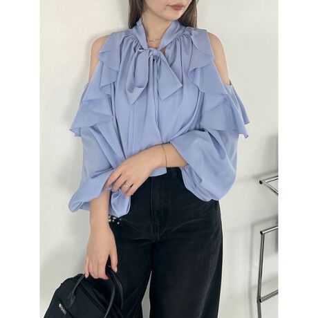 [^ԁFFWFB255094]<b><font color=#ff5b5b>PNKECJ[ƂȂ܂B<^font><^b><b>yV_[t؂₮uEX͑O2WAYŒ͂z<^b><b>yDesign^Stylingz<^b>痬悤ɂtƏiȔ؂₩ɉf̃uEXB[hȃnClbNƃtF~jȃ{E^C̈قȂ\y߂AO2WAY͓IłB茳̎doptX[ȗɂ͕SvXBグ钅ȂXgXȂ܂A܂܂ȃV[ɃtBbgĂ܂BFWJ͏[5FBm[uLBEGAꂽBLUAmIiDNVYAyCg̕ڂMIXAJ[PNKpӂ܂BƖ̊֌WɂAۂFČꍇ܂B\߂Bi̐F́AiPi摜QƉBi摜̓Tv̂߁AFTCY̎dlɕύXꍇ܂̂ŁA\߂B