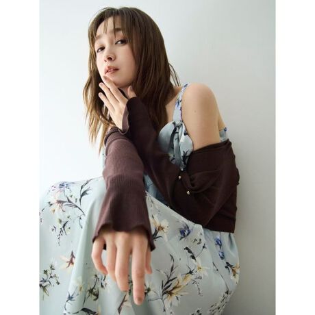 [^ԁFFWNT255117]<b>y肰ȂfUCT}ɂȂAVviȒZJ[fz<^b><b>yDesign^Stylingz<^b>VvȃNbvh̃uJ[fBḰA񂵂₷L[vfGɉffBe[ɂꒅBfRefVL߂̃lbNCÃtAfUCǂ[hȈہBtgɕ񂾔̂̃S[h{^ANZg܂B_Ȉۂɍ߂̂́AȂ߂炩ŕi\ʊBƂ݂郌[Əvň₷RbgMIXACGAzEʋCɗDꂽɂ܂Bׂuɕ҂ݏグ邱ƂŒ悢tBbg܂A{fBCꂢɌĂ܂BV[ÝAɃs[X킹߁BtɉHDĂA{^𗯂߂ăvI[o[ɒĂɂ܂Ƃ܂܂BJ[WJ́A4FBx[VbNɎgWHTAFƂĊ􂷂REDAVbNŏiBRWA[hBLKCibvBƖ̊֌WɂAۂFČꍇ܂B\߂B܂p\REX}[gtHȂǂ̊ɂA኱iƉ摜̃J[قȂꍇ܂B\߂Bi̐F́AiPi摜QƉBi摜̓Tv̂߁AFTCY̎dlɕύXꍇ܂̂ŁA\߂B