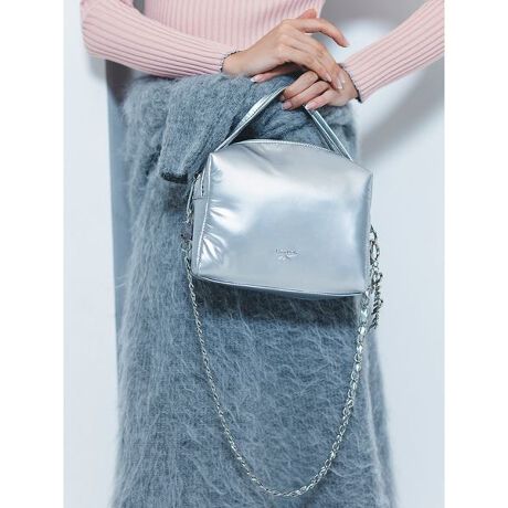 [^ԁFFWGB255401]<b>yyReebok~FRAY I.Dz~j}ȃiCobOŃ[hɁz<^b><b>yDesign^Stylingz<^b>1958NɃCMXŐݗꂽX|[cuhReebokFRAY I.D̃[h|킹̃R{[VBiCfނX|[eBȃnhobÓAۂ݂cXNGAtHƉؚȃnhŃVeBȃ[h܂BtgɂFRAY I.Dʒ̗̓IȃVo[SO\ȃ^`F[AV[vȃANZg܂BfC[g₷~hTCÝA}`t&|PbgtŌڈȏ̎[́BnhobOƂāANX{fBƂāA\ςĊy߂̂ł܂܂ȃX^COɃtBbg܂BFWJ͑S4FBSLVAghCNBRWA[hBLKA~̍FɂȂLBLU𑵂܂BƖ̊֌WɂAۂFČꍇ܂B܂p\REX}[gtHȂǂ̊ɂA኱iƉ摜̃J[قȂꍇ܂B\߂Bi̐F́AiPi摜QƉB i摜̓Tv̂߁AFTCY̎dlɕύXꍇ܂̂ŁA\߂B