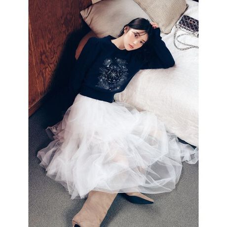 [^ԁFFWFS261009]<b>yAVg[̃_ȕ\ɐSƂ߂`[XJ[gz<^b><b>yDesign^Stylingz<^b>l̉؂₩\Aґȃ`[XJ[goB@ׂȃ`[2d˂āA㉺Ń{[tAɕω܂悤ɃAVg[ɒBpx痧̓IɌvZꂽtHAtF~j[h̒Ƀ[hȃGbZX܂BlۂĂ悤ɁA`[̐n͒ǂnƃ\tgȗ˔̂ZNgBhꊴ͓IłBzf[V[Yɂ̓J[fBK⃍Ou[c킹ăXyVȑɁBVvȃgbvX킹ƃfC[V[ɂBFWJ͑S3FBWHTGRY͖nŃjAXՂɁBBLK͑@ׂɋPhbg̃vg{܂BƖ̊֌WɂAۂFČꍇ܂B܂p\REX}[gtHȂǂ̊ɂA኱iƉ摜̃J[قȂꍇ܂B\߂Bi̐F́AiPi摜QƉBi摜̓Tv̂߁AFTCY̎dlɕύXꍇ܂̂ŁA\߂B