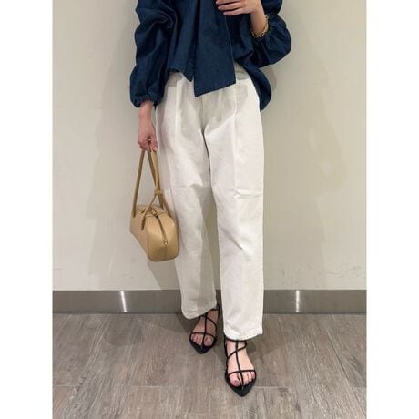 [^ԁF09WFP251001]<b>yGC`I薞ڂŃX^CAbvAChe[p[hfjz<^b>{iIȃfUCfޑIтɂAfjDxĂwMila Owenx肪AVfjpcłBgh̃oM[fjAՂ胏ChȃVGbgɂĎdĂ܂BtgɃ^bNAChȂAɂĂƃe[p[h݂ɃC`悤ɃfUCBɁAtgƃobNɂ̓Z^[vXƌA͍LȂ悤ɂāAOɕo悤ɐ݌vĂ܂BobNX^ĆAqbv̊ۂ݂ł邾AvXłԂƂŁA~hqbv̊ۂ݂oȂ悤ɍHvĂ܂BChłȂꂽۂȂ̂ɁAȂAGꐄ̃fjłB<b>yFabricz<^b>{ÝAM̃fjngpB{Ȃł͂̍⊮x̍H|CgłBJ[3FpӁB񂾂悤ȕ͋CAȁubNAYȂł͂̔Hōu[AN炵ĐVNȁzCgœWJĂ܂BƖ̊֌WɂAۂFČꍇ܂B܂p\REX}[gtHȂǂ̊ɂA኱iƉ摜̃J[قȂꍇ܂B\߂Bi̐F́AiPi摜QƉB i摜̓Tv̂߁AFTCY̎dlɕύXꍇ܂̂ŁA\߂B