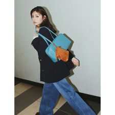 ミラ オーウェン(Mila Owen)の金釦ダブルブレストロングブレザー