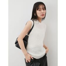 クルーネックノースリニットトップス