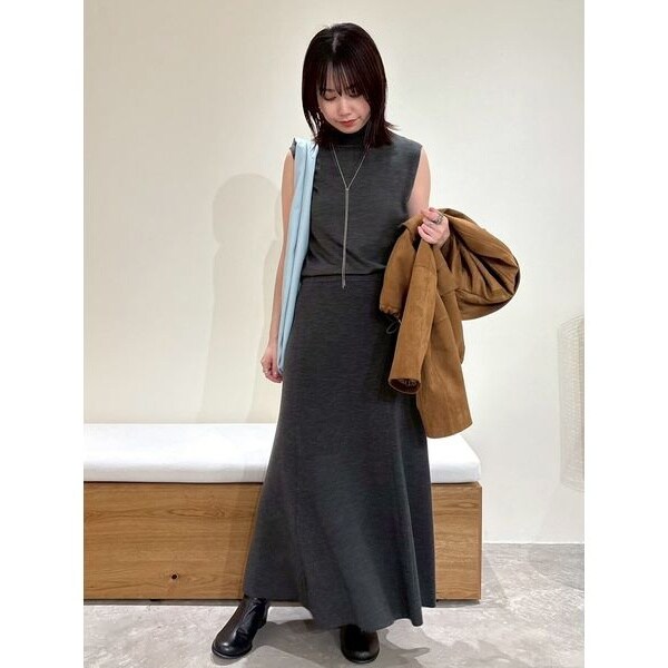 セットアイテム】ハイネックノースリニットナロースカートSET | ミラ